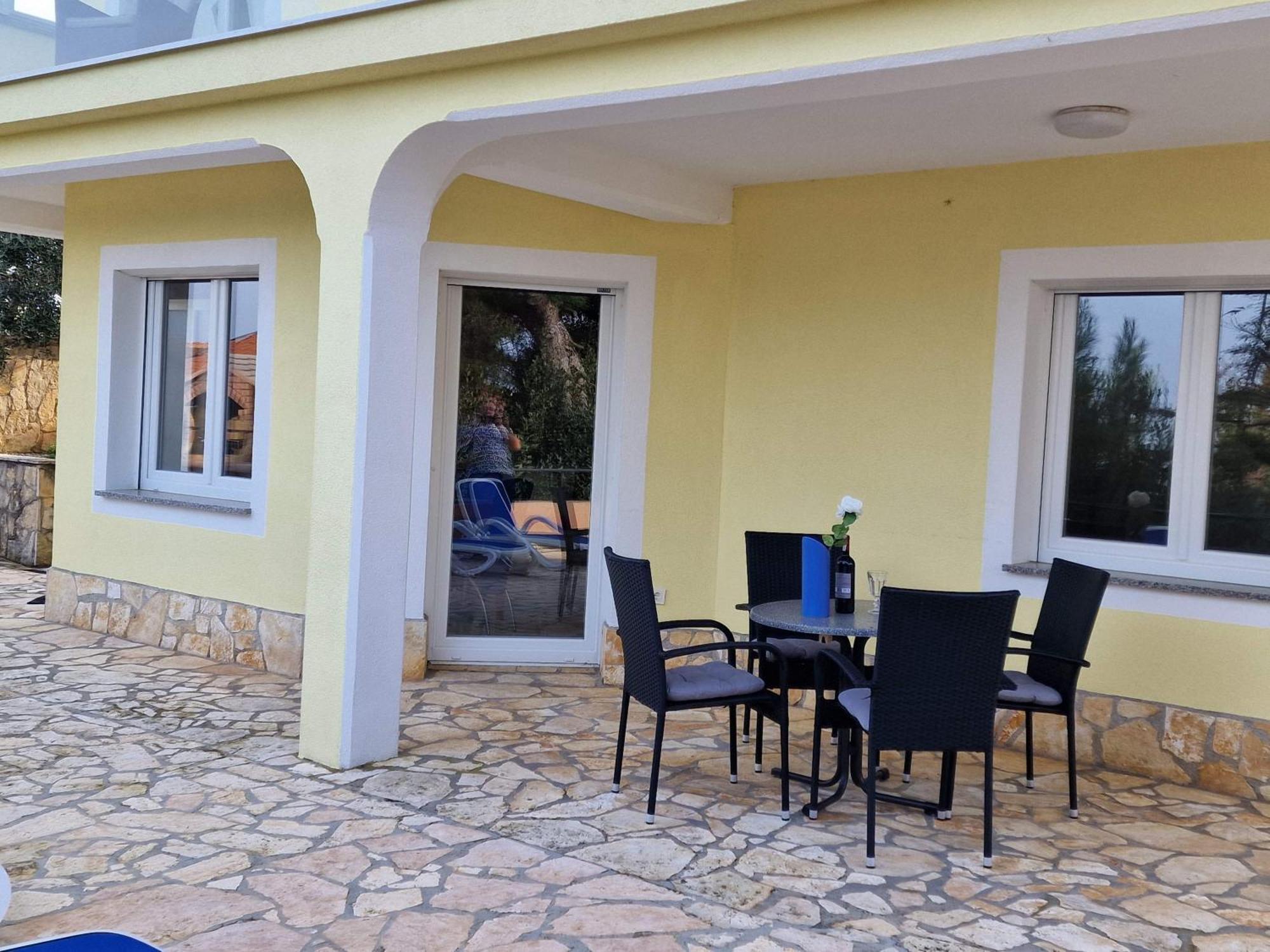 Del Golfo Apartment *